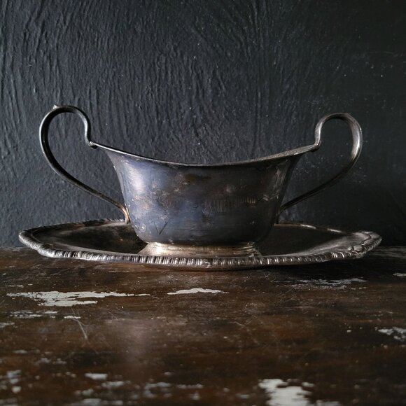 Vintage F. B. Rogers Silver Co Silverplate on Copper Double Handle Sauce Bowl - Picture 4 of 10